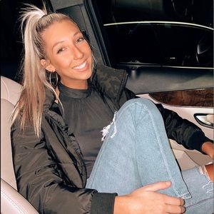 Meet your Posher, Hannah